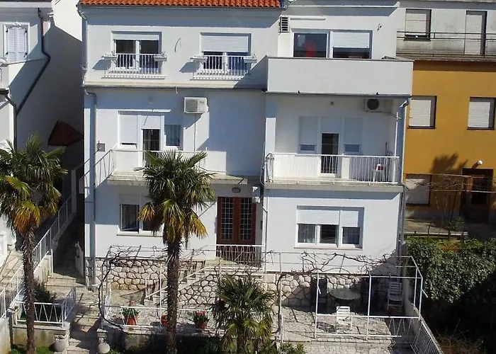 Apartman Lara